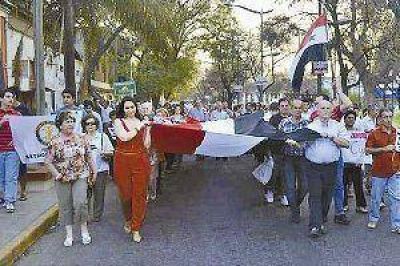 Marcharon en Santiago para pedir por la paz en Siria