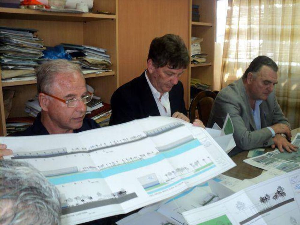 Schwartz ya compr� los terrenos del Club de Yates.
