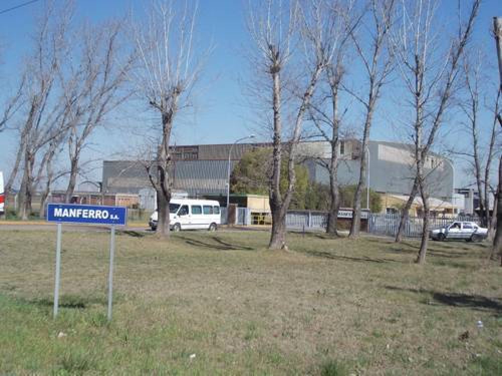Dos delincuentes robaron la Empresa Manferro