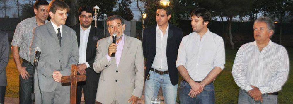 �Los j�venes deben ser el ejemplo, hacer lio en la sociedad y en el partido�