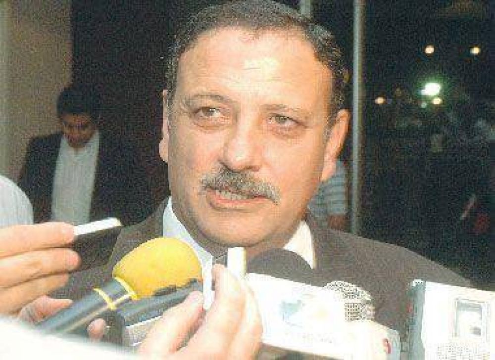 El intendente Ricardo Quintela se recupera de una afecci�n card�aca