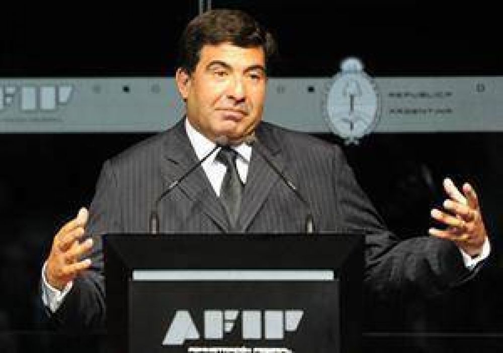 El Gobierno anunci� cambios en el r�gimen de monotributistas