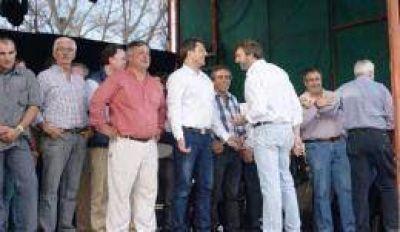 EL INTENDENTE LUCIANI PRESENTE EN EL CIERRE DE LA FIESTA DEL SALAME QUINTERO 