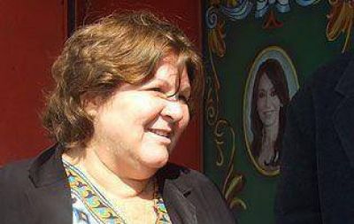 La hija del Che disert� en el Mugica y fue declarada visitante ilustre