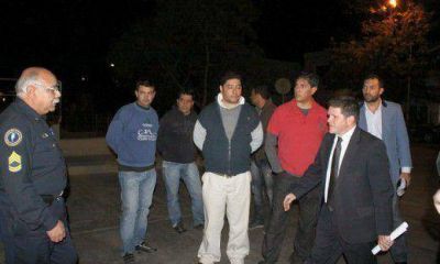 Detienen a cinco polic�as de Drogas Peligrosas tras allanar la Jefatura