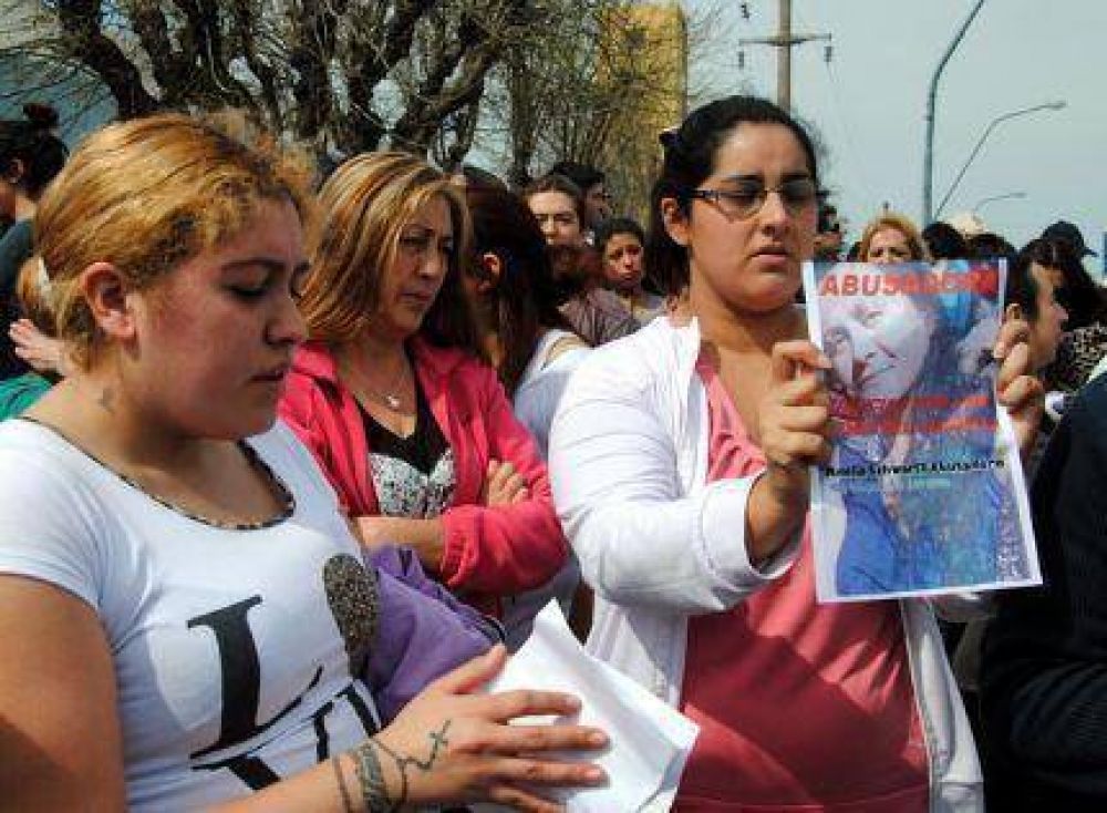 El Obispo recibi� a un grupo de padres del Gianelli