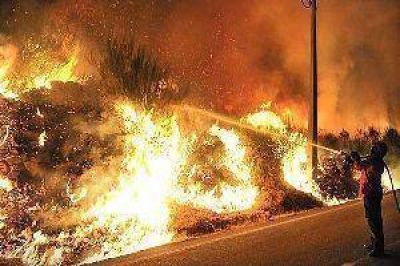 Incendios generan p�nico en varios departamentos de la provincia