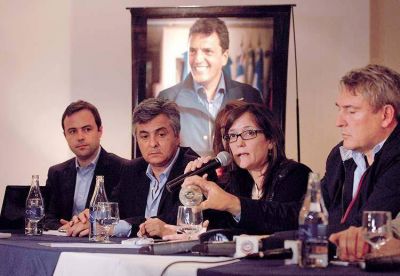 Agua: Massa quiere que la Legislatura trate hoy el problema