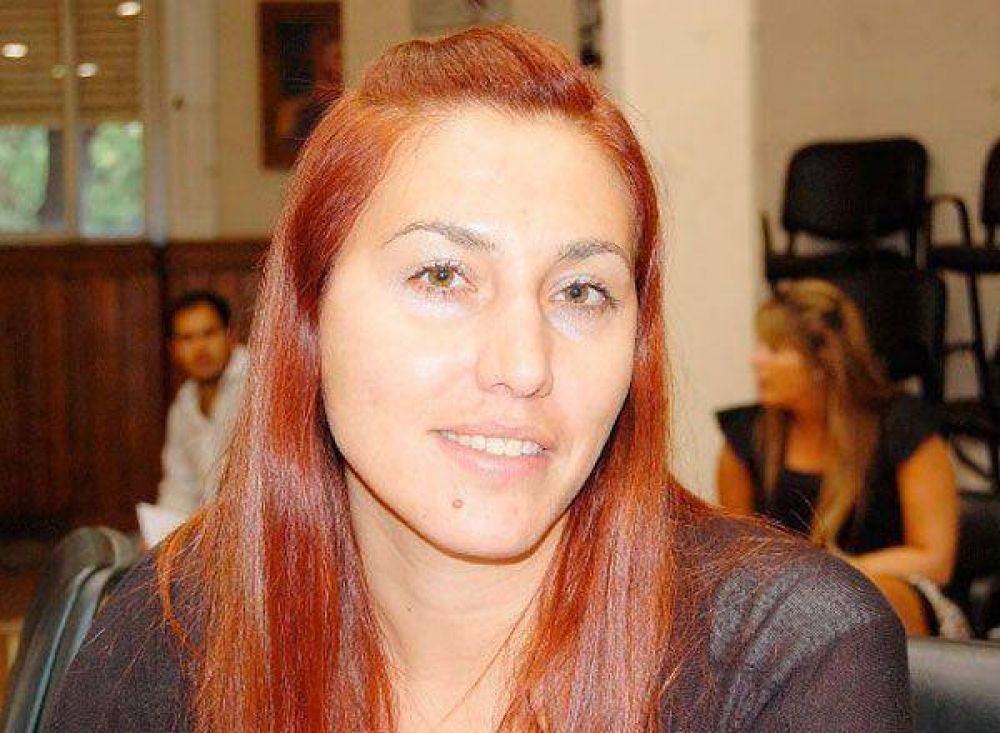 Imputan a la ex concejal K Gabriela Bustos por robar pasajes de �mnibus