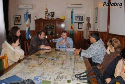 Garc�s entreg� microcr�ditos a emprendedores de Patagones