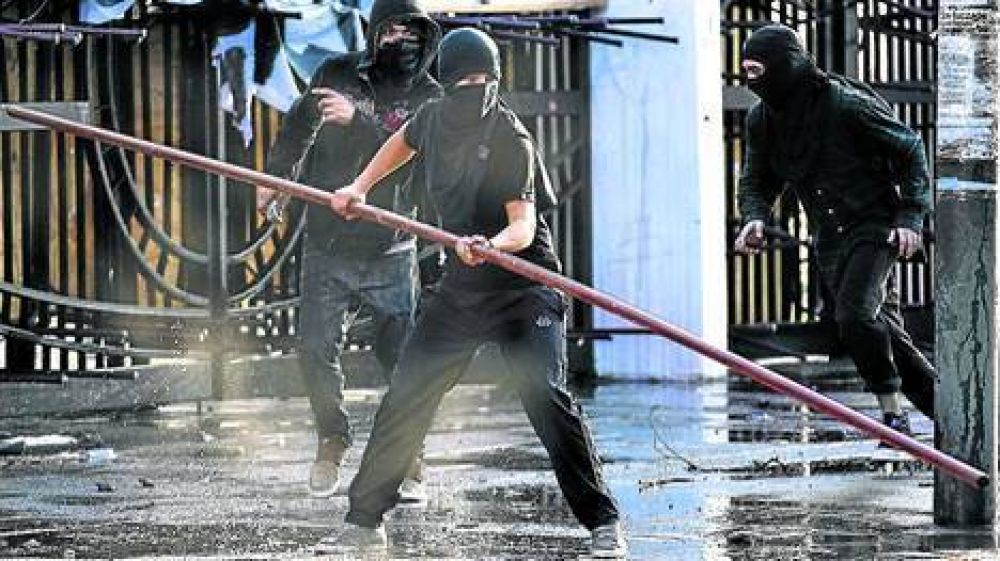 Chile: incidentes y heridos en el 40 aniversario del golpe de Estado