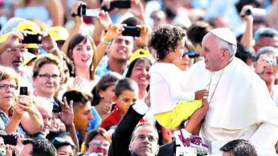 �No tiene sentido decir �creo en Dios y no creo en la Iglesia��, dijo el Papa