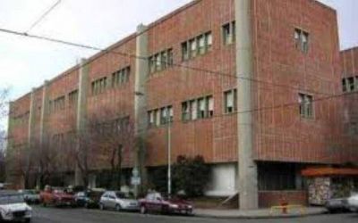 Golpea a su hija de dos a�os y enfrenta a la polic�a: detenido