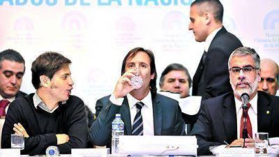 Prev�n para 2014 una inflaci�n de 10,4% y el d�lar a 6,33 pesos