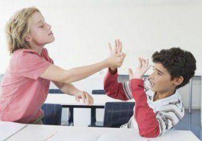 Aprueban ley para prevenir bullying en las escuelas 