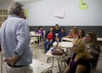 Dictan charlas sobre concientizaci�n de adicciones