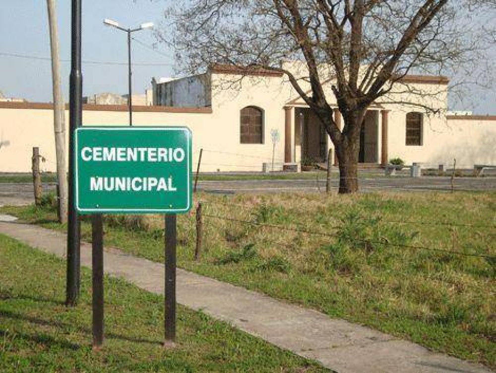 Investigan carta an�nima acusatoria que apareci� en el cementerio de Moquehu� 
