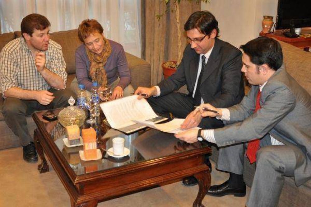 Cancelar�n deudas con obras por m�s de 45 millones del FFFIR