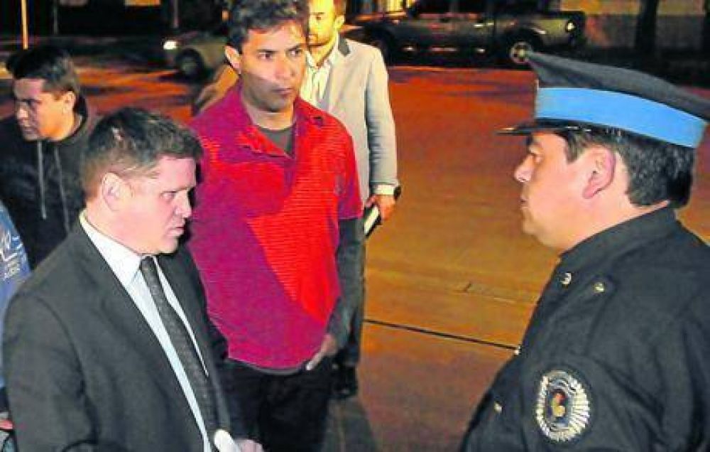 La Justicia le pide a Paredes datos del esp�a ilegal