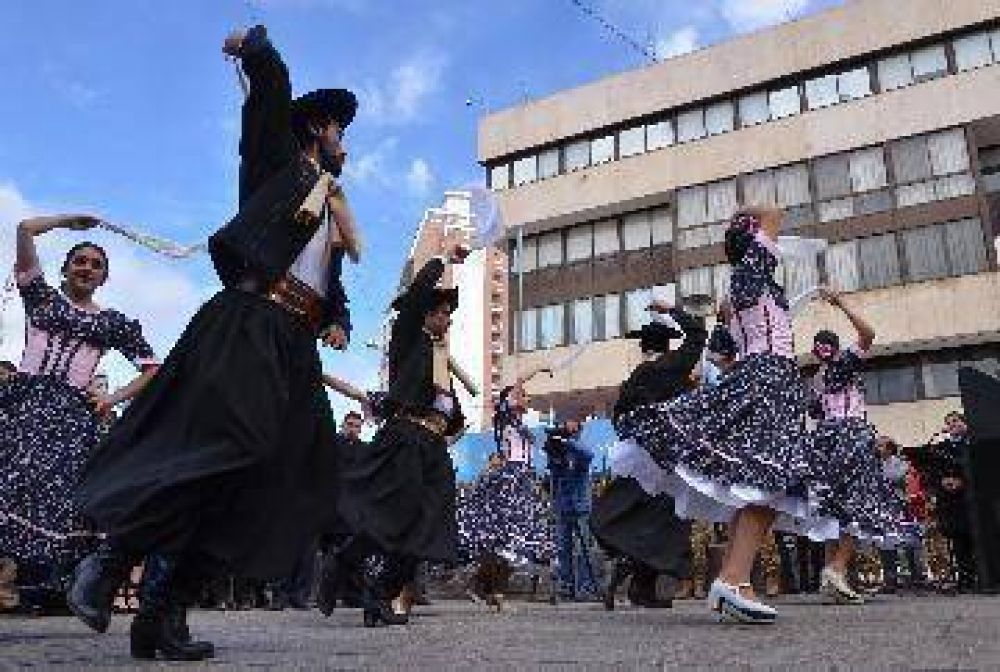 Quiroga se enter� de una serie de obras en el acto