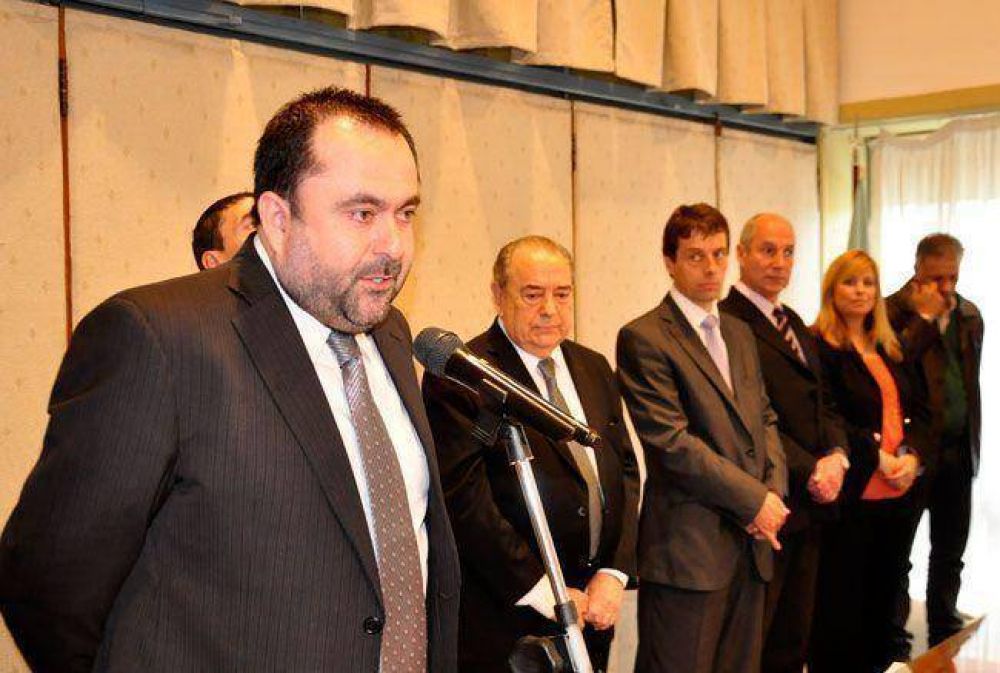 Ra�l Ortiz asumi� en Bienestar Social y anunci� una reestructuraci�n en el ministerio