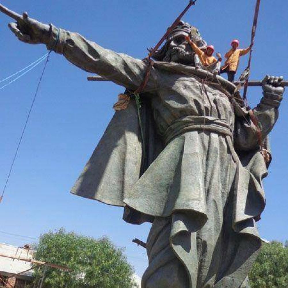 Este s�bado se realizar� el montaje de la escultura homenaje al Chacho Pe�aloza