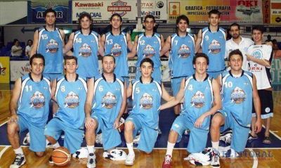 Regatas se qued� con el cl�sico y subi� al podio de la Copa �90� Aniversario�