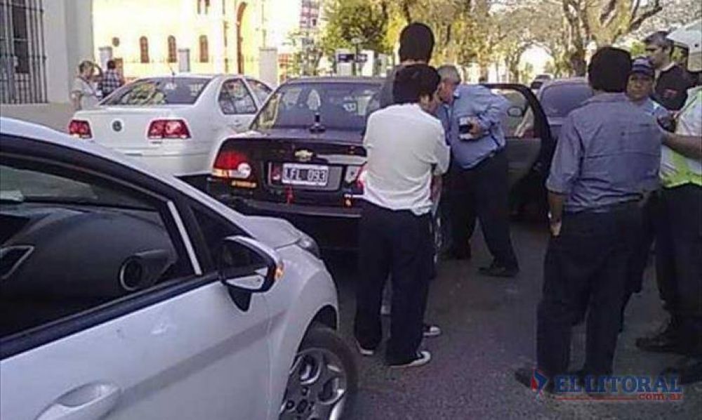 Muri� un chico de 15 a�os al derrapar una moto y golpear la cabeza en el asfalto