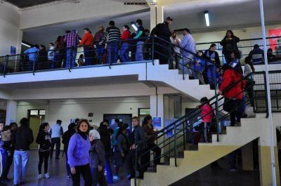 Sin clases en 252 escuelas hasta el lunes al mediod�a