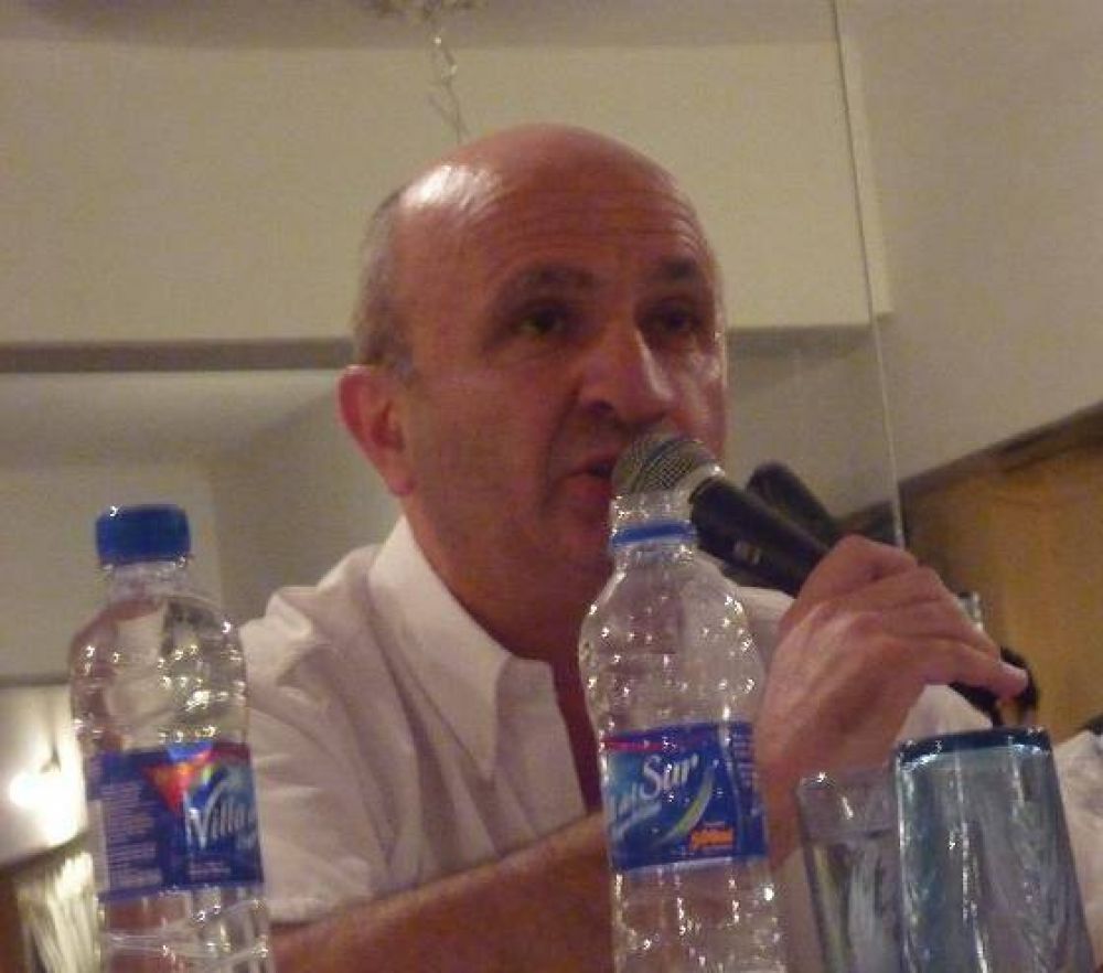 "VAMOS A REVALORIZAR LA FUNCI�N DEL CONCEJAL"