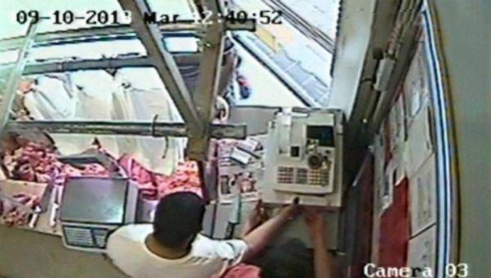Roban una carnicer�a y se llevan la caja registradora