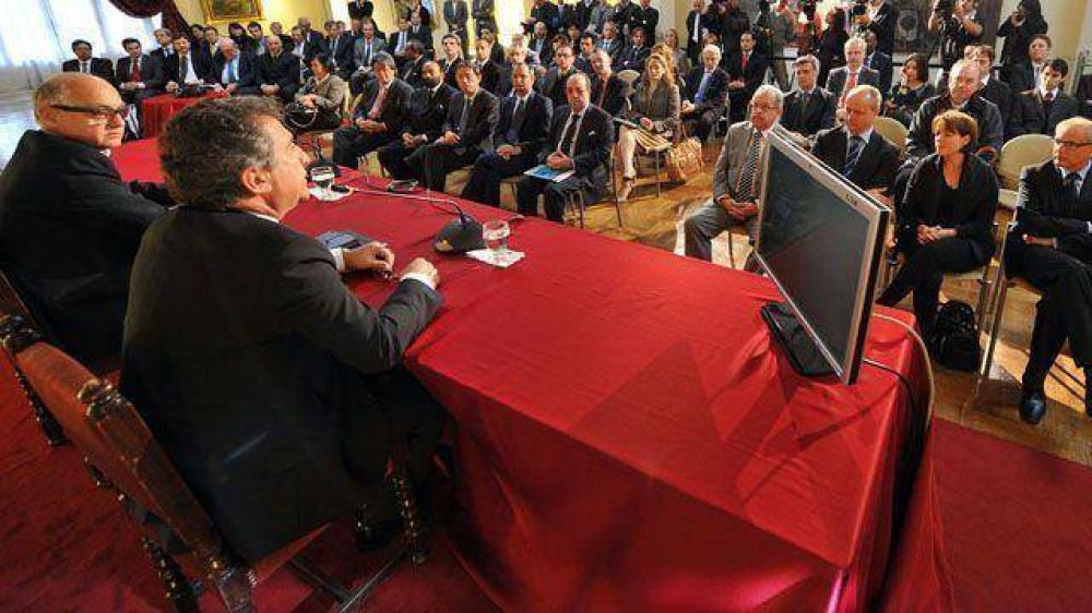 Urribarri mostr� el potencial de Entre R�os ante embajadores	 