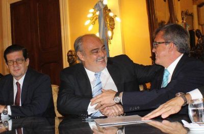 Colombi y Coca Cola acordaron inversi�n de $420 millones y 300 puestos de trabajo