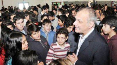 Se agrava la crisis docente y ya suman 600 los telegramas de descuento