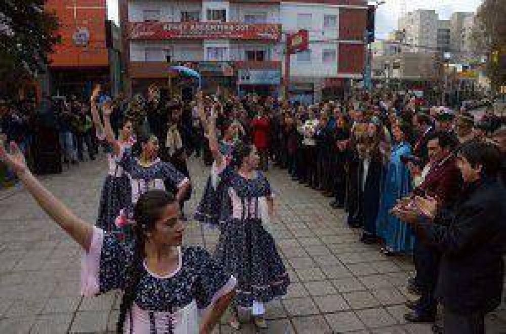 El domingo se realizar� el desfile por el aniversario de Neuqu�n
