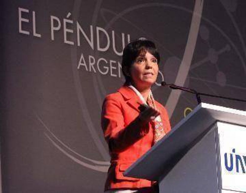 Reservas monetarias tocan m�nimo en seis a�os