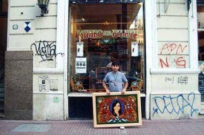 Artista denunci� que el Gobierno porte�o orden� descolgar una obra con el rostro de Cristina