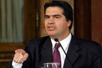 Capitanich cruz� otra vez a Rozas y le record� el fracaso de De la R�a