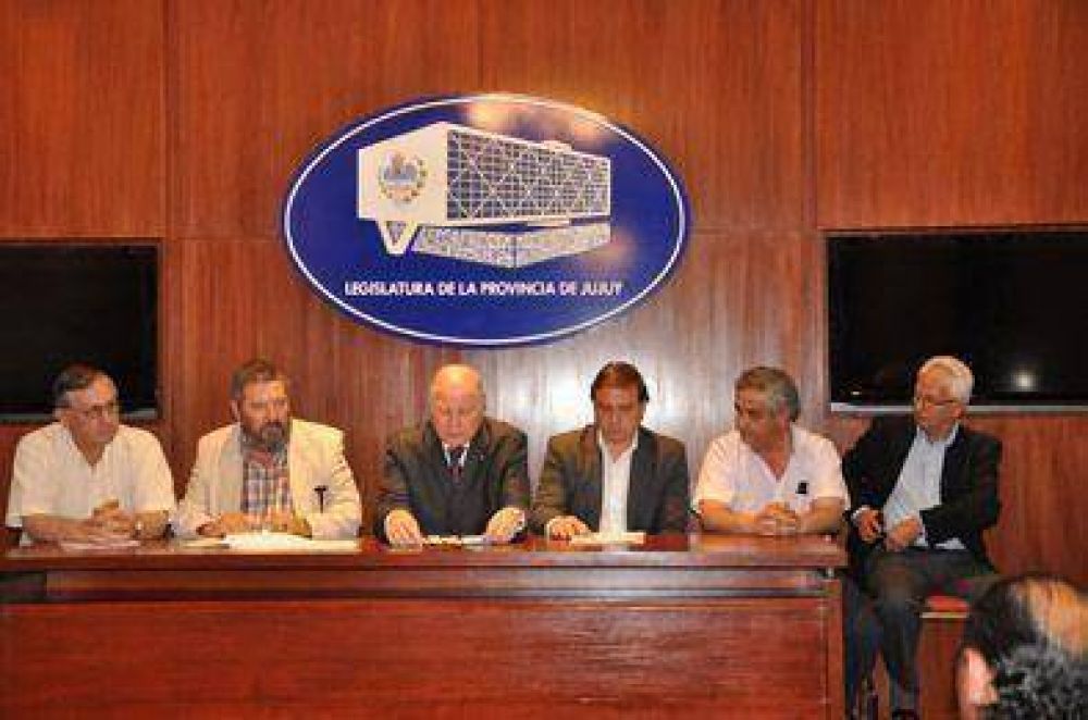 Expuso requerimientos el transporte interjurisdiccional