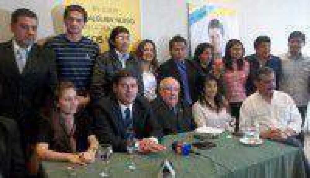 El PRO present� a sus candidatos provinciales y confirmo la vigencia del Frente Uni�n Pro para la instancia nacional