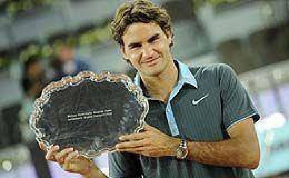Federer venci� a Nadal en su tierra y se coron� en el Masters de Madrid.