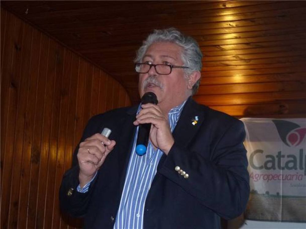 �Hay que hacer valer lo que la Argentina tiene, que es una de las mejores tierras del mundo�