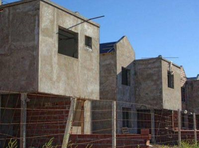 La justicia le dio la derecha a los adjudicatarios de DyF: suspendieron a Favretto