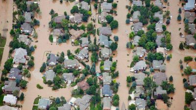 EEUU: inundaciones dejan 4 muertos y al menos 172 desaparecidos