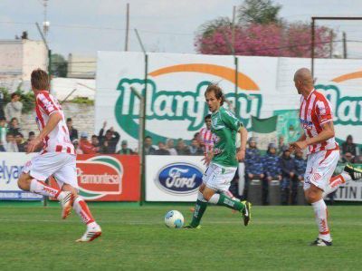 Uni�n no pas� del empate frente a Sportivo Belgrano
