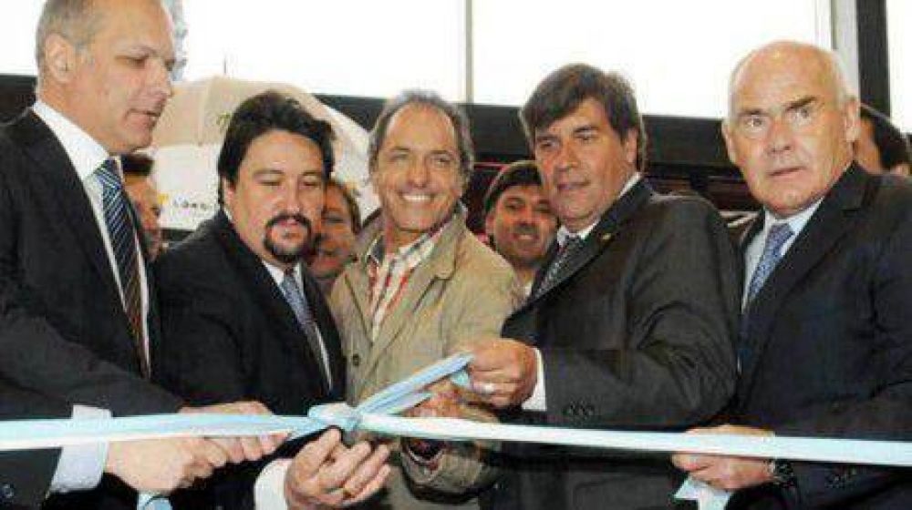 Buzzi, junto a Scioli