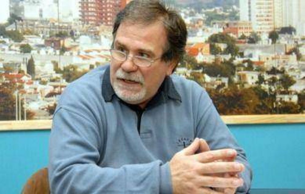 Julio Elichiribehety apunt contra el peronismo local y dijo que es obstruccionista y no opositor