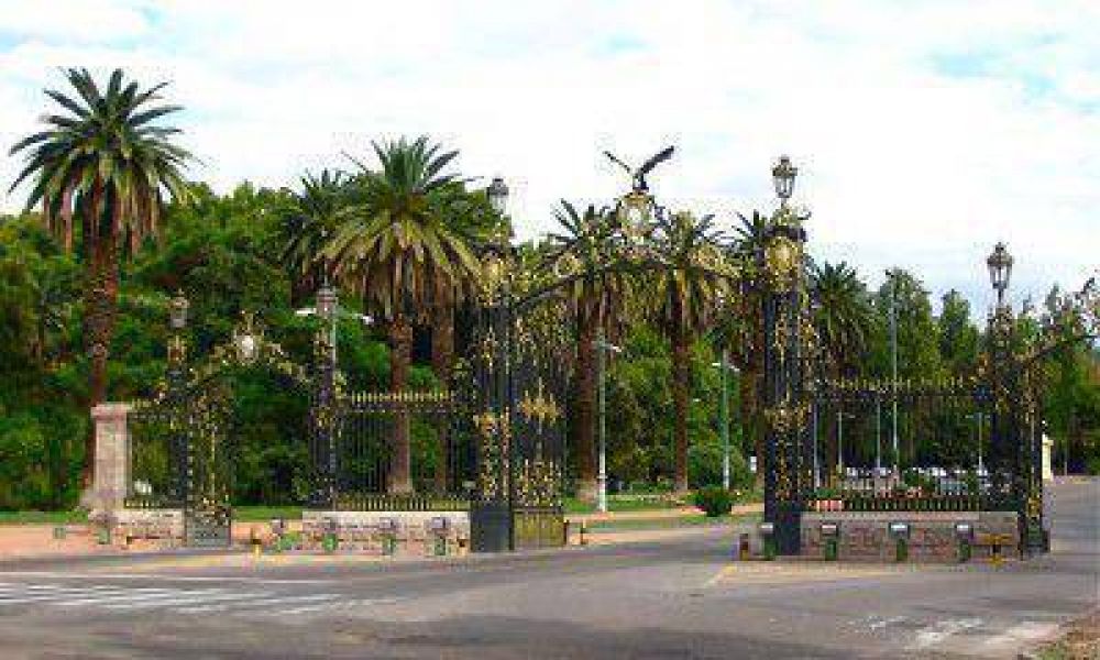 El Gobierno deber� pagarle $61 mil a una mujer que se fractur� al caer en un pozo en el Parque