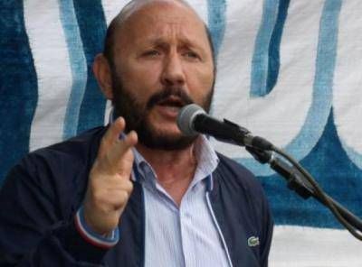 "Lo mejor est� por venir": Gildo volvi� a convertir en acto proselitista del PJ el operativo solidario "que pagamos todos y todas"