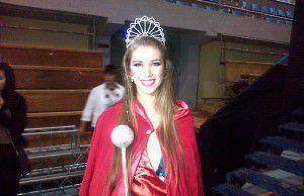 Una joven herradure�a es la flamante Reina Provincial del Estudiante